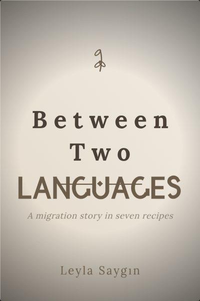 Mémoires & Biographie couverture de livre: Between Two Languages